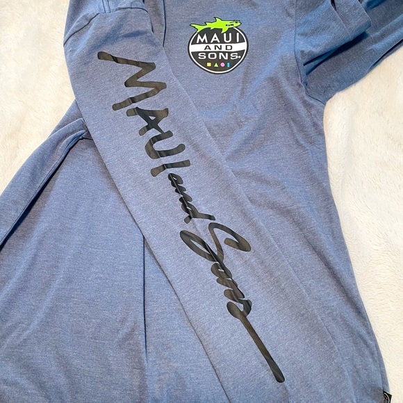 🆕Men’s Maui and Sons Long Sleeve Shark Logo Shirt Size L - Picture 6 of 9